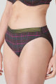 PrimaDonna Twist - Princes Bay Rio slip