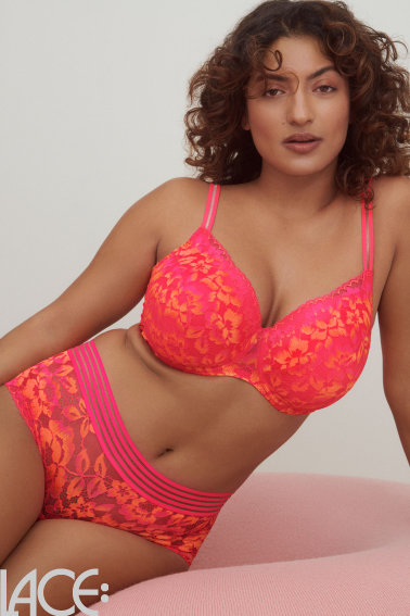 PrimaDonna Twist - Verao T- shirt Beha F-H cup - Hartvorm
