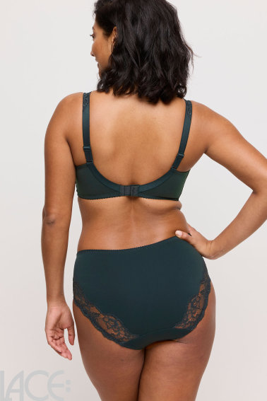 PrimaDonna Lingerie - Madison Beha D-I cup