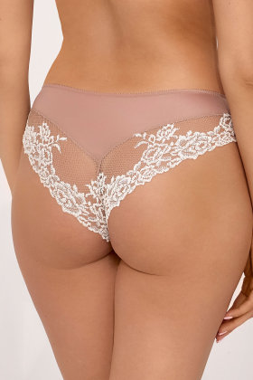 Ava - Brazilian string - Ava 47