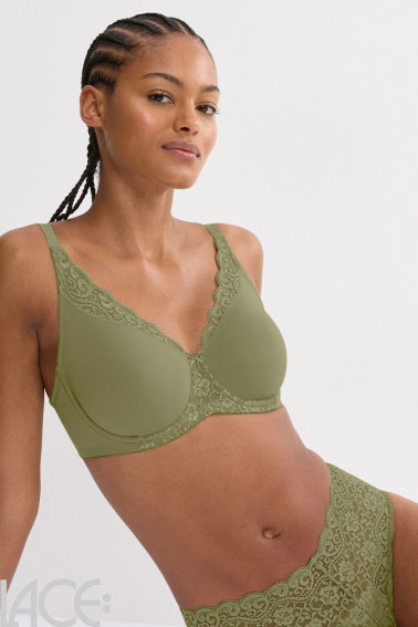 Triumph - Amourette Minimizer Beha D-H cup