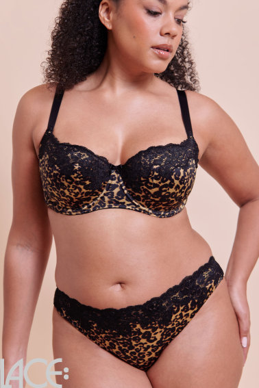 Curvy Kate - Boost Lace Balconette Beha G-L cup