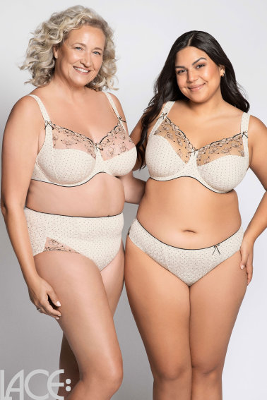 Ulla - Marilyn Beha H-L cup