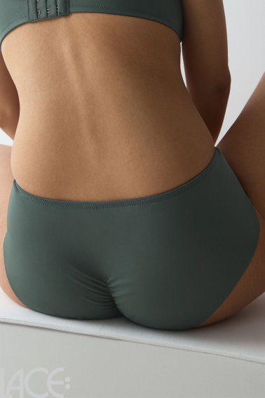 Triumph - Essential Minimizer Hipster