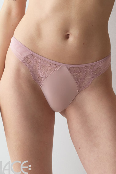 Triumph - Love in Lace String
