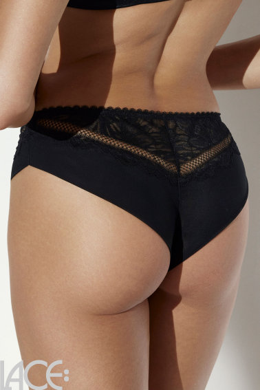 Ava - Brazilian string - Ava 52